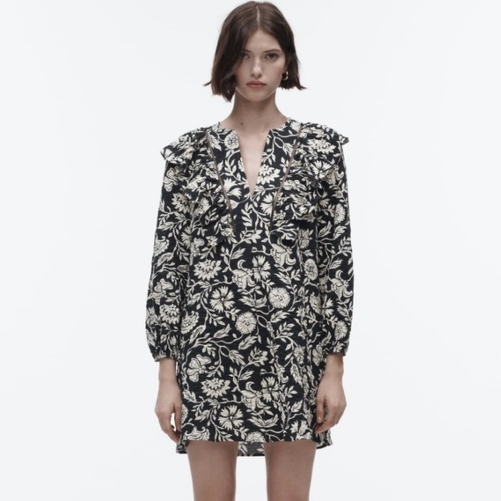 Zara Black and Cream Floral‎ Mini Dress Size XS